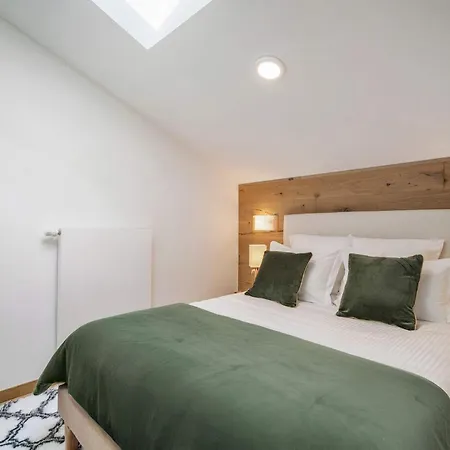 Luxury Penthouse Sauna Views 4br Nebula *