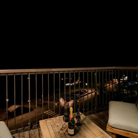 Luxury Penthouse Sauna Views 4br Nebula Appartement