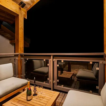 Luxury Penthouse Sauna Views 4br Nebula