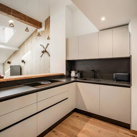 Luxury Penthouse Sauna Views 4br Nebula *